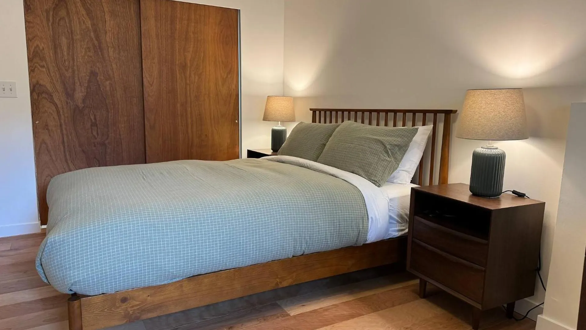 Greenlake Craftsman - Hot Tub, Ac, Dog Friendly Seattle 0*,